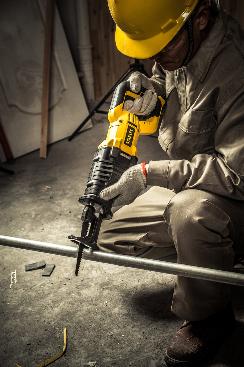 史丹利STPT0900往復(fù)鋸004.jpg 史丹利STPT0900往復(fù)鋸004.jpg