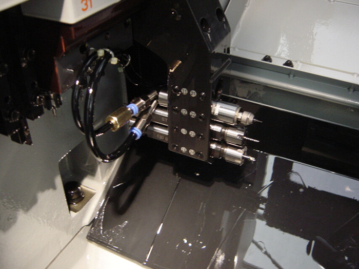 小型數(shù)控車床銑削專用主軸bm-320f.jpg 小型數(shù)控車床銑削專用主軸bm-320f.jpg