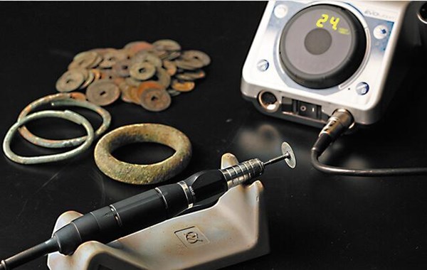 除銹拋光.jpg 除銹拋光.jpg