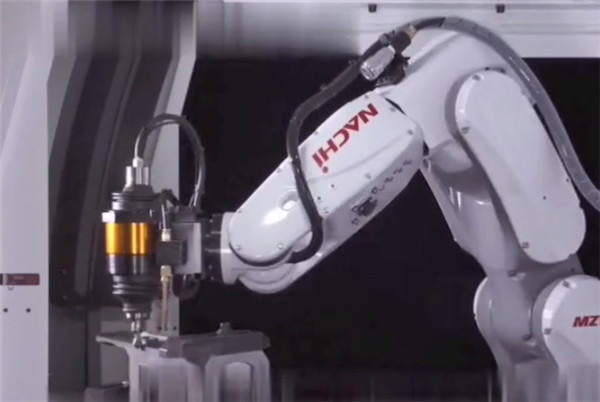 鋁件去毛刺.jpg 鋁件去毛刺.jpg