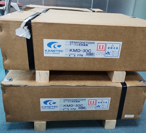 強(qiáng)力脫磁器KMD-30C.jpg 強(qiáng)力脫磁器KMD-30C.jpg