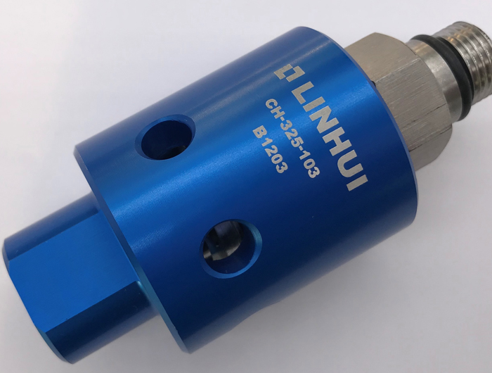 旋轉(zhuǎn)接頭 1.jpg 旋轉(zhuǎn)接頭 1.jpg