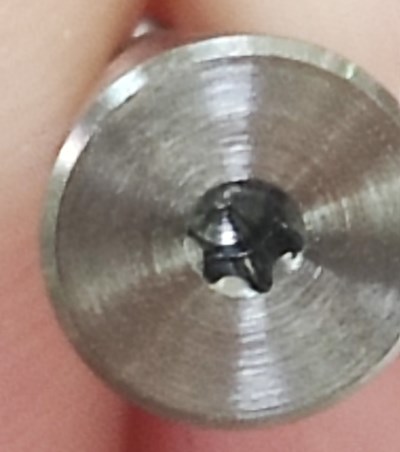 走心機(jī)銑梅花內(nèi)螺紋.jpg 走心機(jī)銑梅花內(nèi)螺紋.jpg