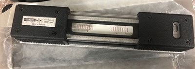 德國(guó)roeckle條式<a href='/shuipingyi.htm' class='keys' title='點(diǎn)擊查看關(guān)于水平儀的相關(guān)信息' target='_blank'>水平儀</a>.jpg