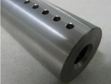 軸上鉆2mm小孔.jpg 軸上鉆2mm小孔.jpg