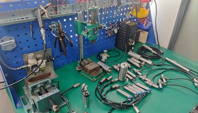 nsk分板機(jī)主軸維修.jpg nsk分板機(jī)主軸維修.jpg