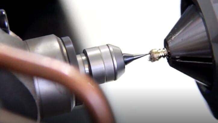 骨釘銑梅花.jpg 骨釘銑梅花.jpg