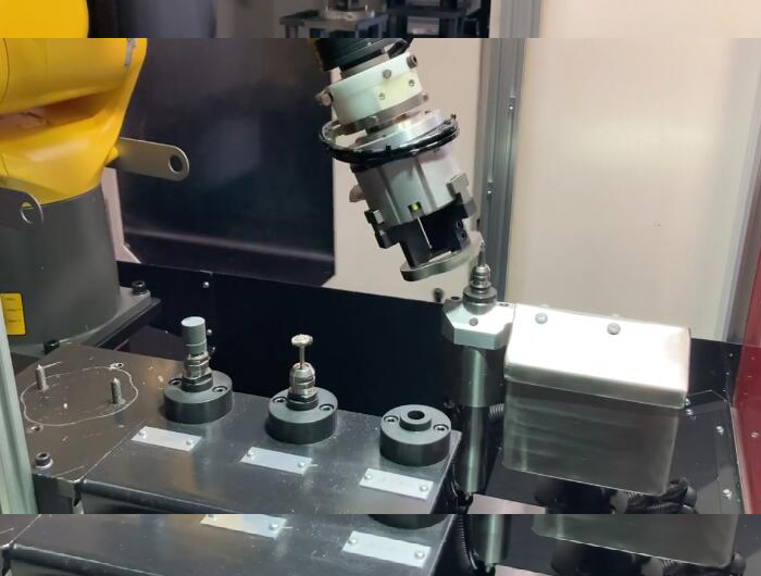 自動(dòng)換刀主軸去毛刺.jpg 自動(dòng)換刀主軸去毛刺.jpg