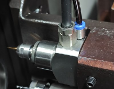 國產(chǎn)走心機(jī)加裝高頻銑.jpg 國產(chǎn)走心機(jī)加裝高頻銑.jpg