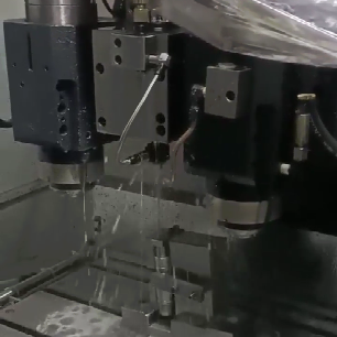 msiy-62中心出水<a href='gaosuzhuzhou.htm' class='keys' title='點(diǎn)擊查看關(guān)于電主軸的相關(guān)信息' target='_blank'>電主軸</a>.png msiy-62中心出水電主軸.png