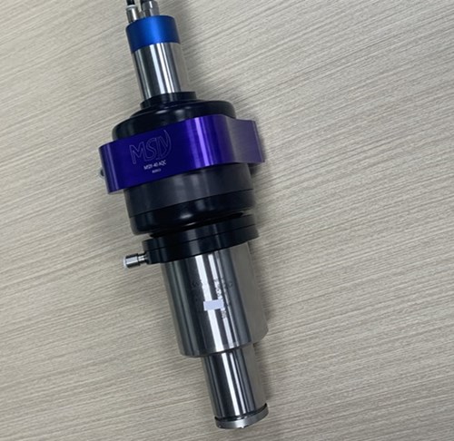 機(jī)器人自動換刀主軸 .jpg 機(jī)器人自動換刀主軸 .jpg