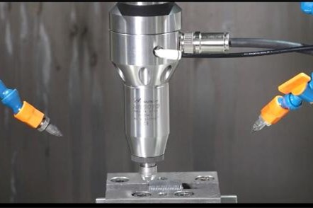 加工中心增速刀柄鉆微孔.jpg 加工中心增速刀柄鉆微孔.jpg