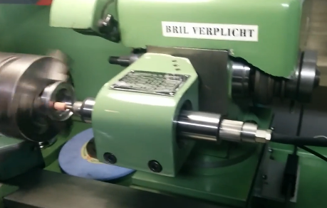 老磨床升級方案.jpg 老磨床升級方案.jpg