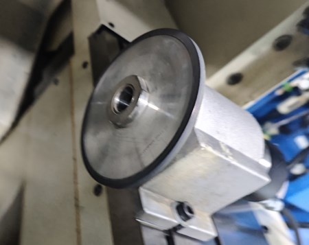 研磨主軸.jpg 研磨主軸.jpg