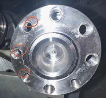 汽車曲軸孔邊去毛刺.png 汽車曲軸孔邊去毛刺.png